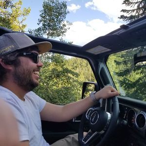 Meet your Posher, Connor